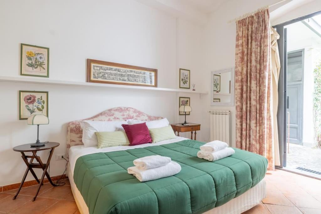 רומא Colosseum Charming Apartment מראה חיצוני תמונה